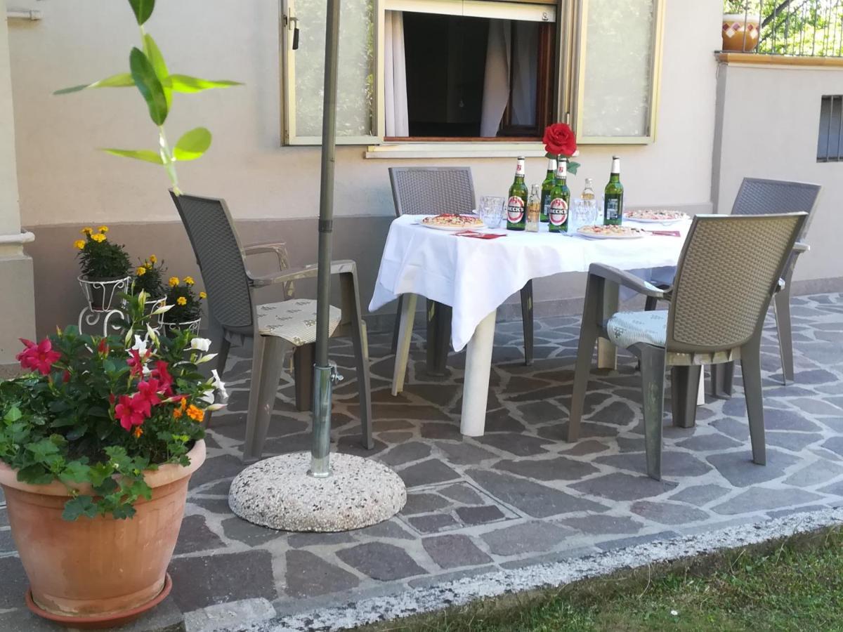 Appartamento Oasi Verde Lago Desenzano del Garda Exterior foto
