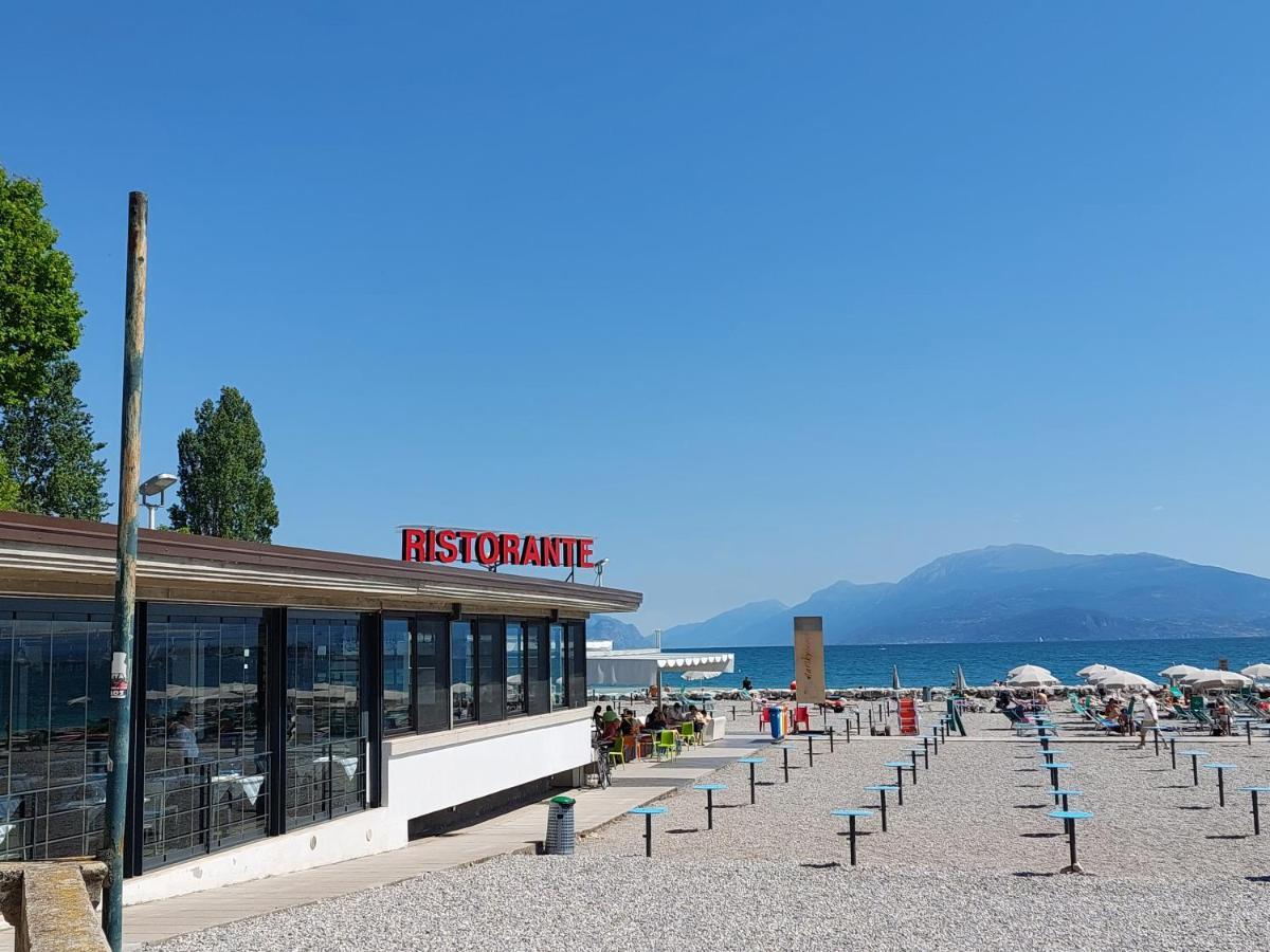 Appartamento Oasi Verde Lago Desenzano del Garda Exterior foto