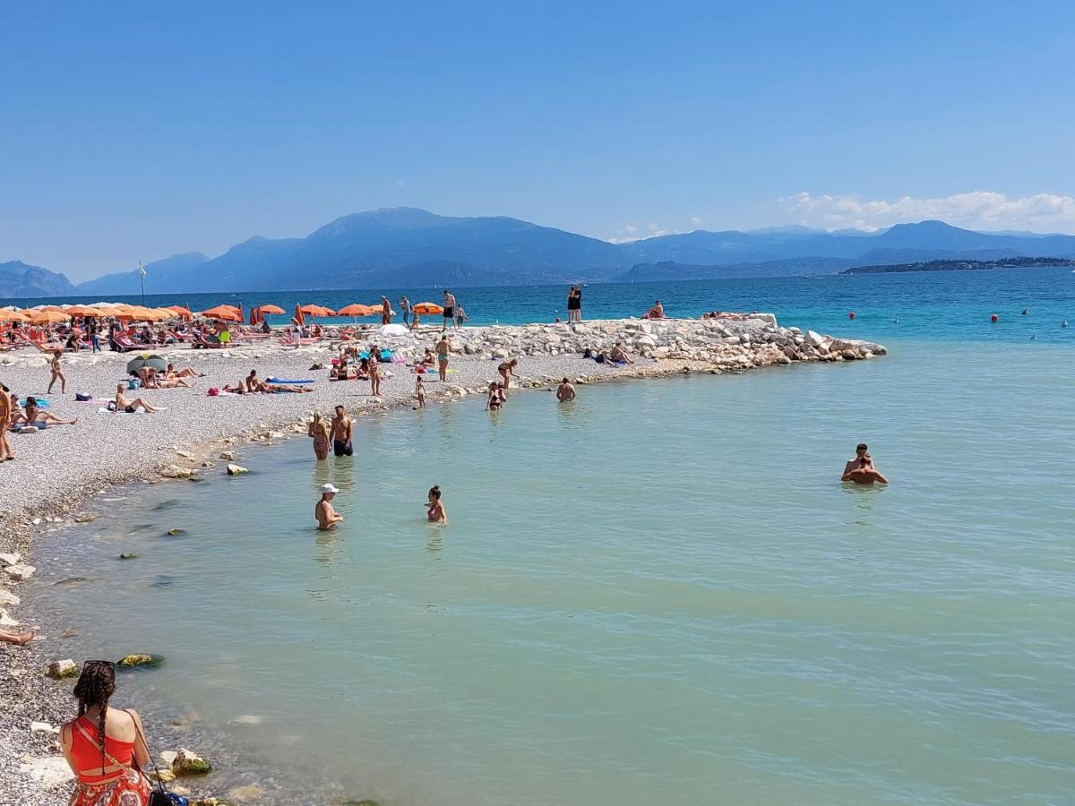Appartamento Oasi Verde Lago Desenzano del Garda Exterior foto
